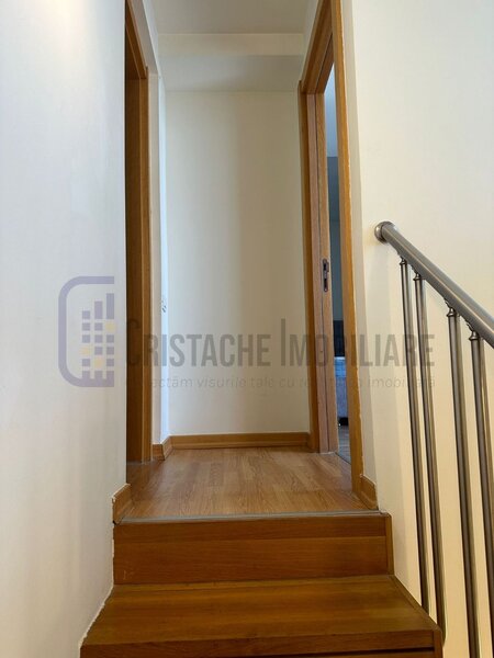 Apartament penthouse, 4 camere, 3 bai, 2 locuri de parcare