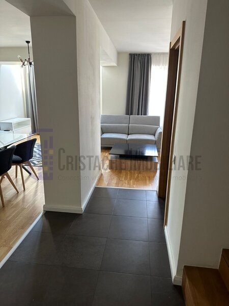 Apartament penthouse, 4 camere, 3 bai, 2 locuri de parcare