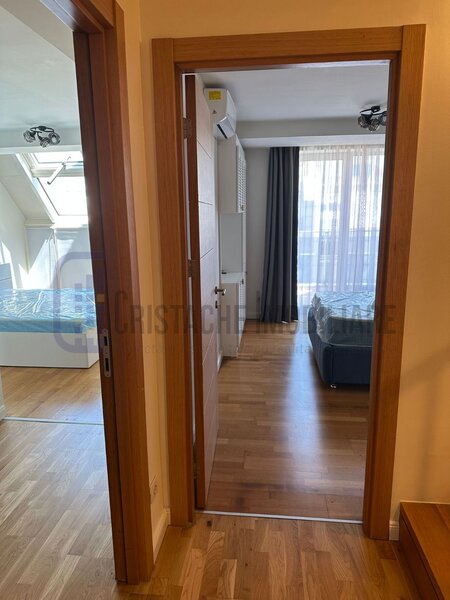Apartament penthouse, 4 camere, 3 bai, 2 locuri de parcare
