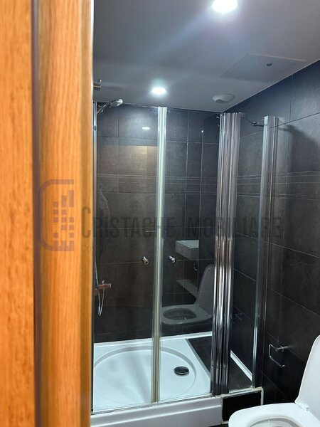 Apartament penthouse, 4 camere, 3 bai, 2 locuri de parcare